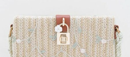 1. Clutch Berrybenka